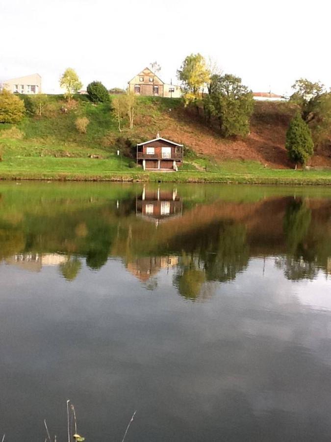 Chalet Le Logis Des Autre Vireux-Wallerand ภายนอก รูปภาพ