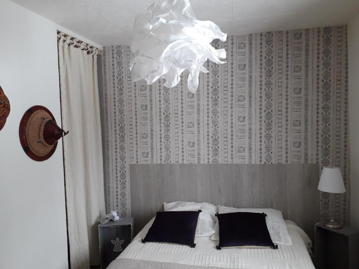 Chalet Le Logis Des Autre Vireux-Wallerand ภายนอก รูปภาพ