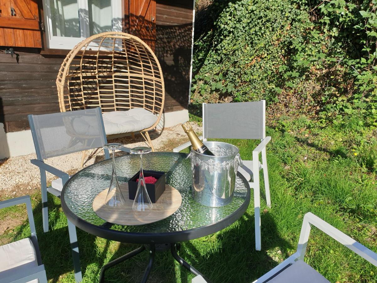 Chalet Le Logis Des Autre Vireux-Wallerand ภายนอก รูปภาพ