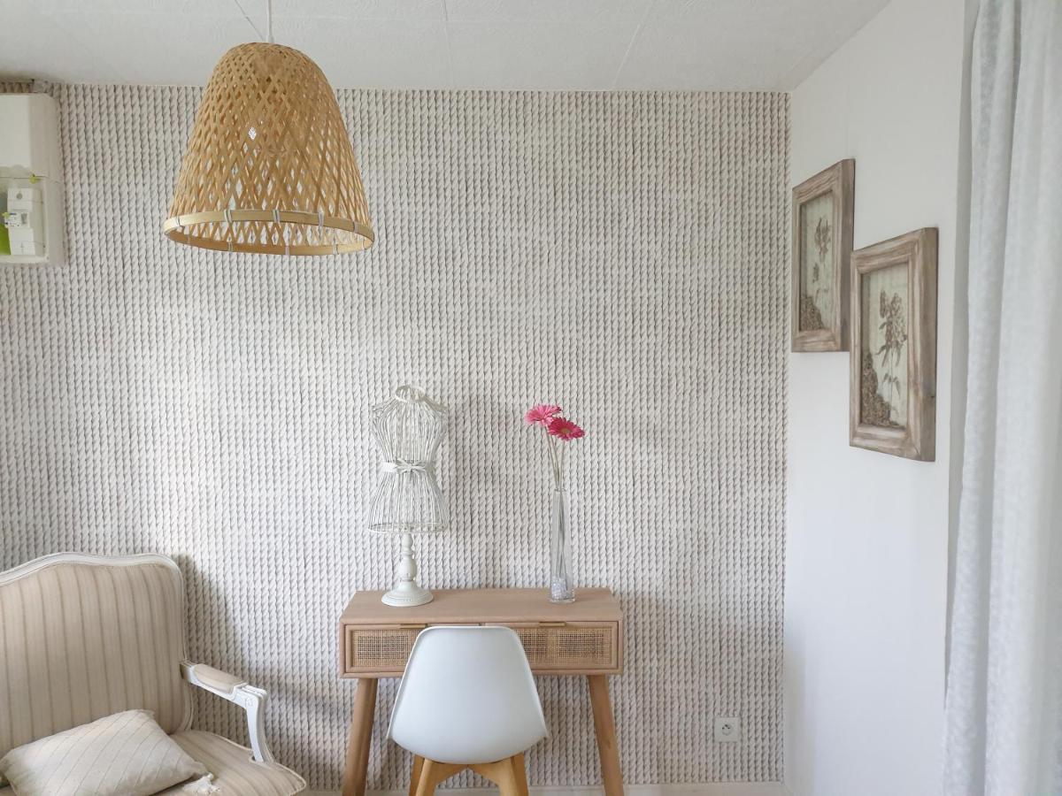 Chalet Le Logis Des Autre Vireux-Wallerand ภายนอก รูปภาพ