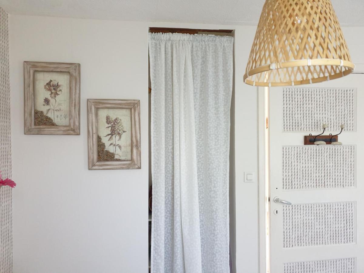 Chalet Le Logis Des Autre Vireux-Wallerand ภายนอก รูปภาพ