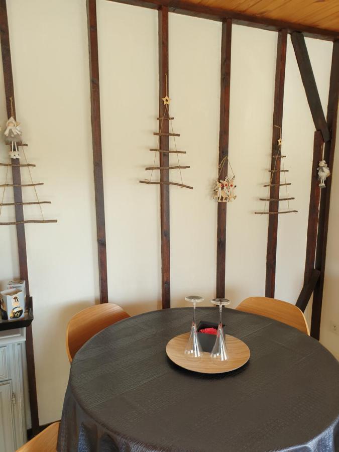 Chalet Le Logis Des Autre Vireux-Wallerand ภายนอก รูปภาพ